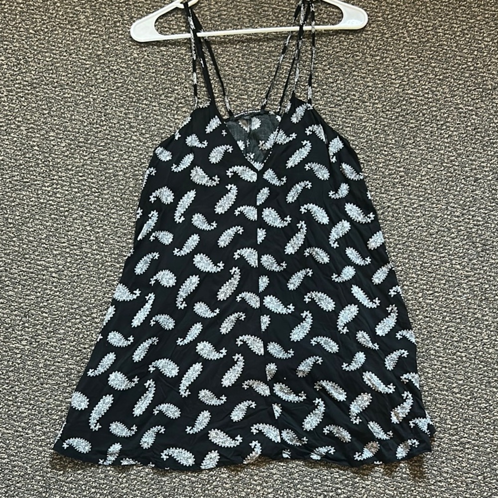 👗Brandy Melville Black and Gray Sundress